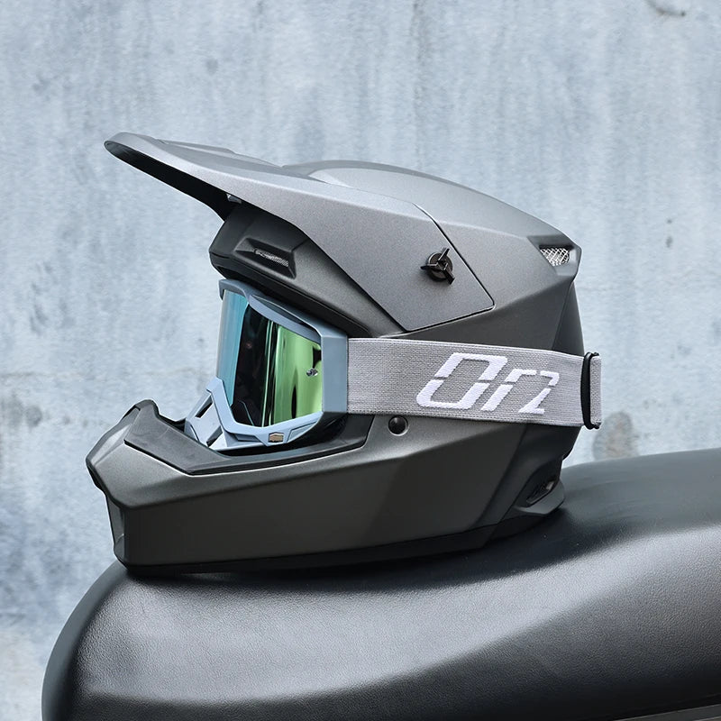 🏁 Casque intégral ORZ Graffiti – Street Rider