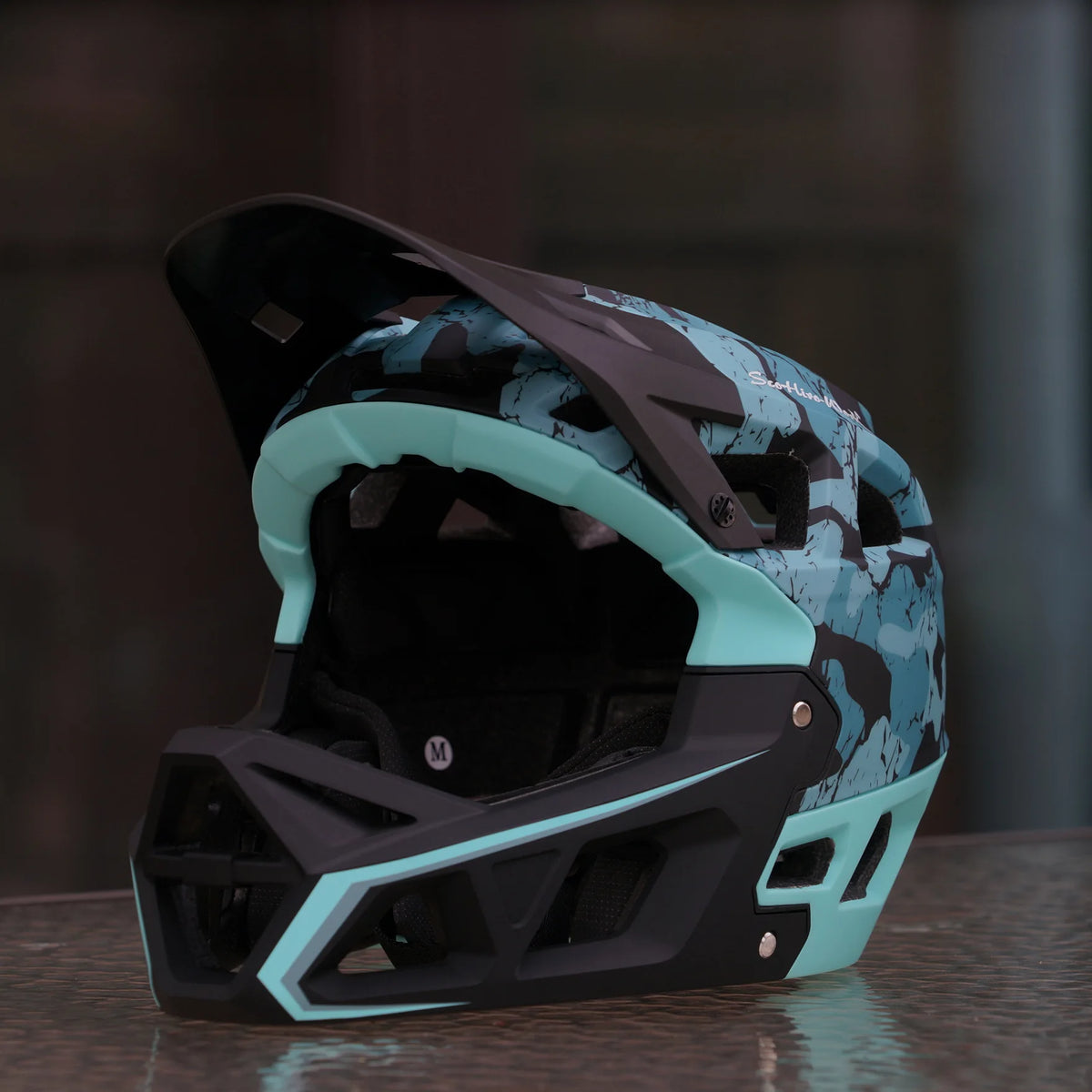 MTB Full Face Helmet Downhill Outdoors Sports Motocross Racing Bicycle Helmet For Men Ultralight Mountain Bike Safety Helmet